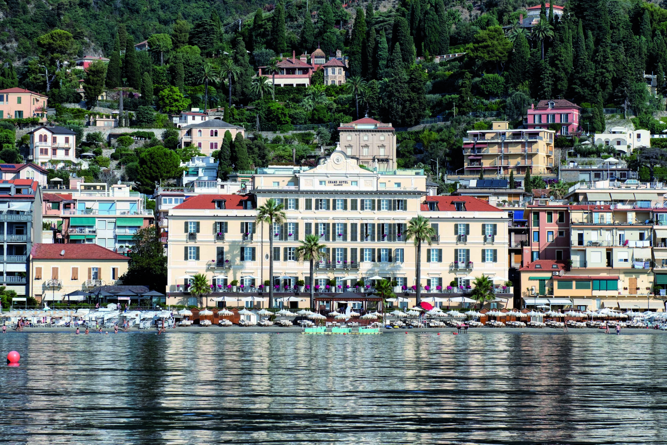 lusso-e-relax-in-riva-al-mare