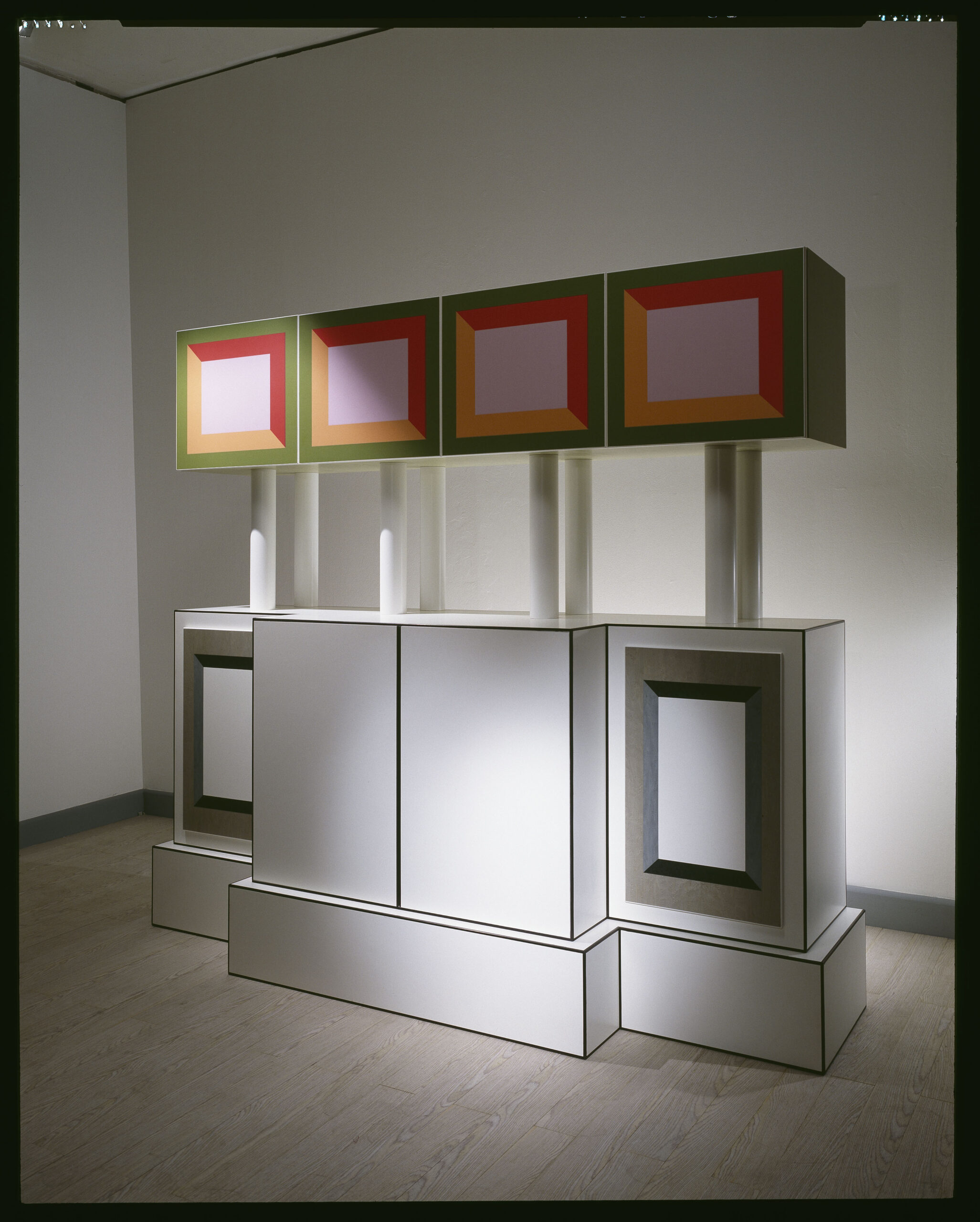 mario-godani-specchiarsi-nel-design-0425