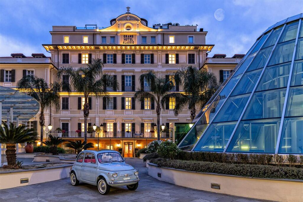 al-grand-hotel-alassio-beach-spa-resort-sofisticate-trame-di-accoglienza